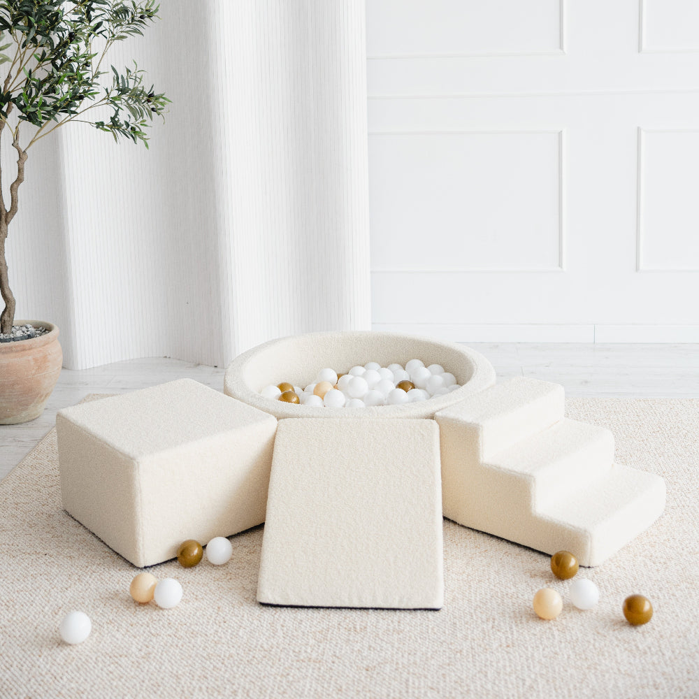 boucle boucle ballenbad ballenbad speelelementen foamblokken klimblokken ballenbadaccessoires trapje ballenbadtrapje moje wit ecru beige