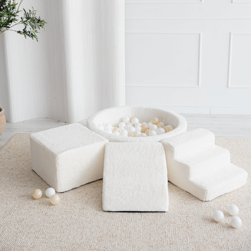 ballenbad ballenbak 3 elementen foam blokken trapje driehoek kubus teddy stof wit white moje